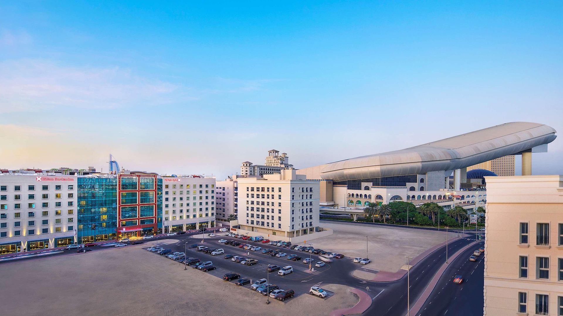 Emiratos Esencial